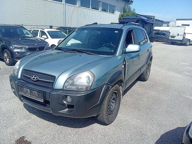 Grau Gebraucht 2006 Hyundai Tucson SUV | € 999 (Fairer Preis) - Bild 1/4