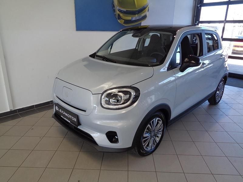 Neu Leapmotor T03 38 kW (52 PS) 2025 Starry silver Kleinwagen