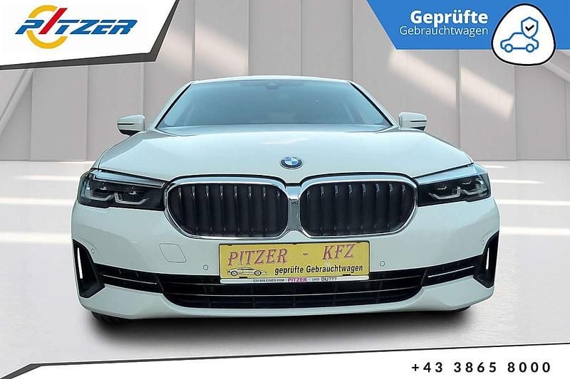 Gebraucht BMW 530e Sport Line 184 PS (135 kW) 2021 Weiß Kombi