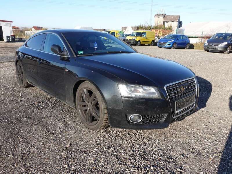 Schwarz Gebraucht 2011 Audi A5 Coupé | € 4.790 - Bild 1/4