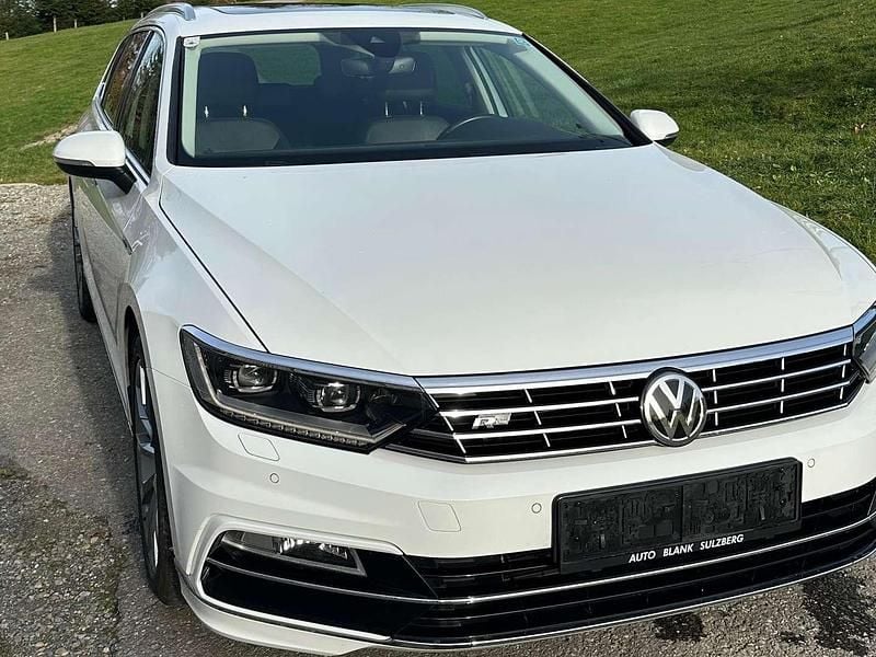 Weiß Gebraucht 2017 VW Passat Highline Kombi | € 13.000 (Superpreis) - Bild 1/4