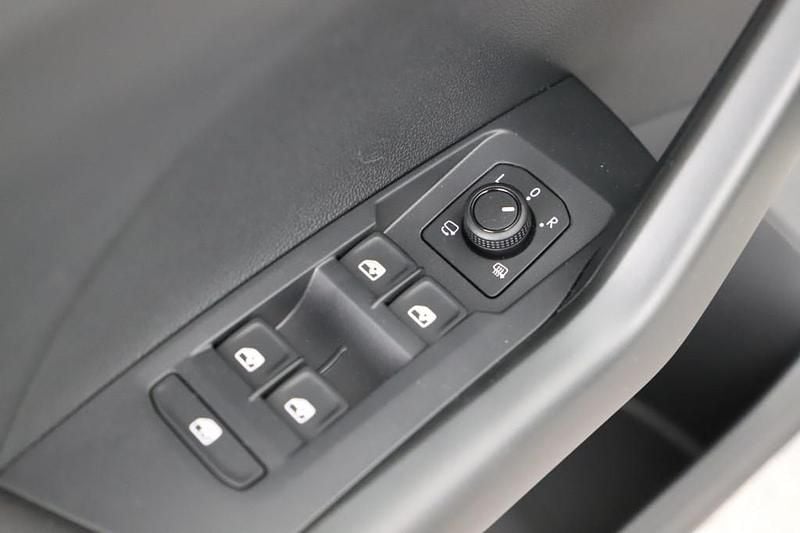 Neu VW T-Cross 95 PS (69 kW) 2026 Mittelgrau  normal SUV