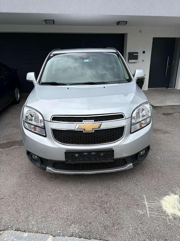 Gebraucht 2011 Chevrolet Orlando LT Van / Kleinbus | € 3.900 - Bild 1/4
