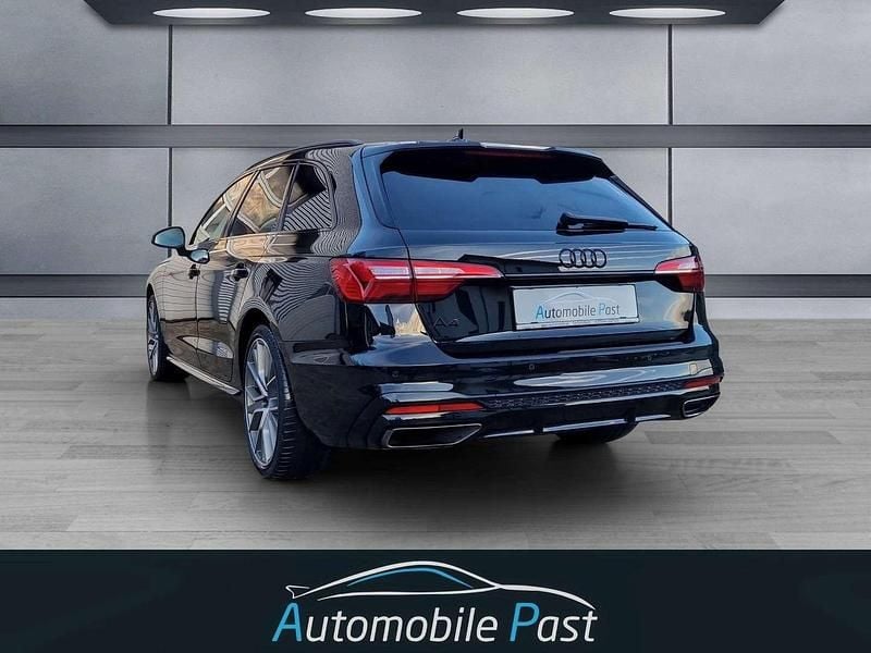 Gebraucht Audi A4 Competition 163 PS (119 kW) 2023 Schwarz Kombi
