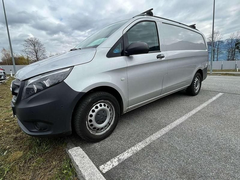 Gebraucht Mercedes Vito 136 PS (100 kW) 2017 Silber Van
