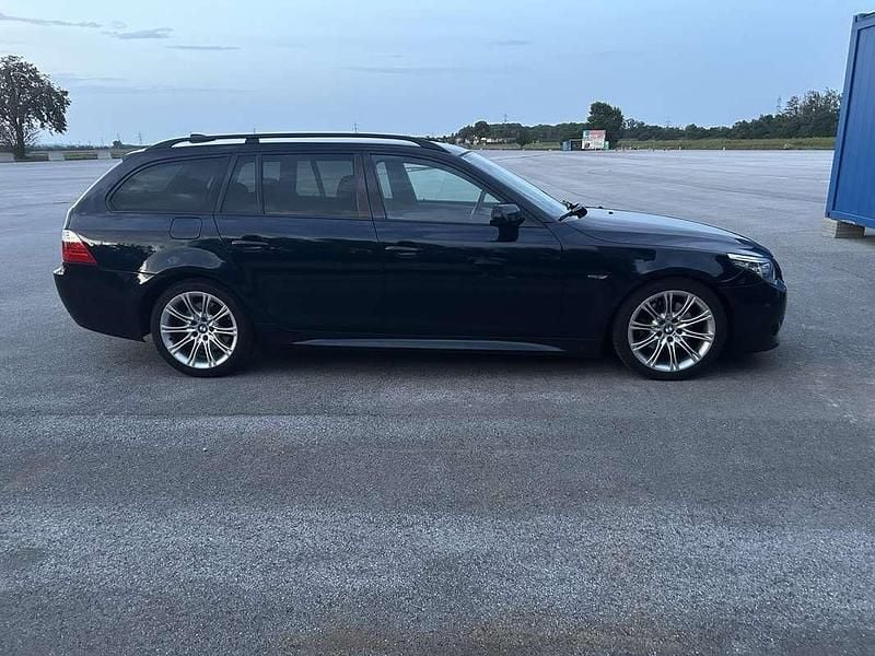 Gebraucht BMW 525 M Sport 197 PS (144 kW) 2007 Kombi