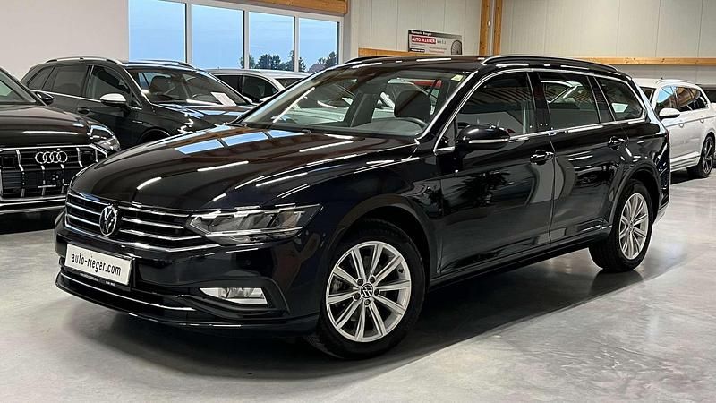 Gebraucht VW Passat Business 200 PS (147 kW) 2022 Schwarz Kombi