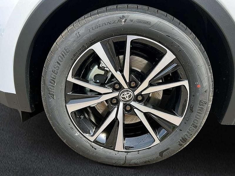 Neu Toyota C-HR Active 152 PS (111 kW) 2025 Weiß SUV