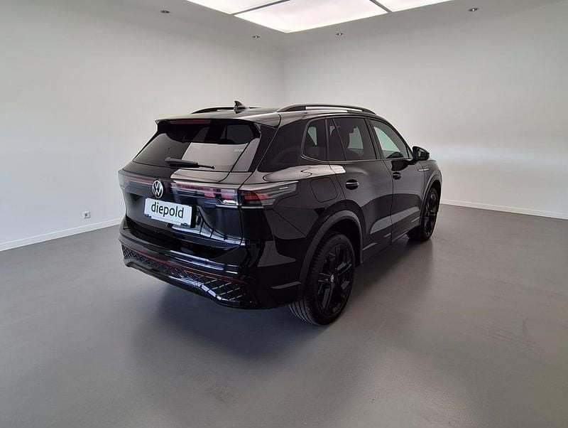 Neu VW Tiguan Sport 204 PS (150 kW) 2025 Schwarz  metallic SUV