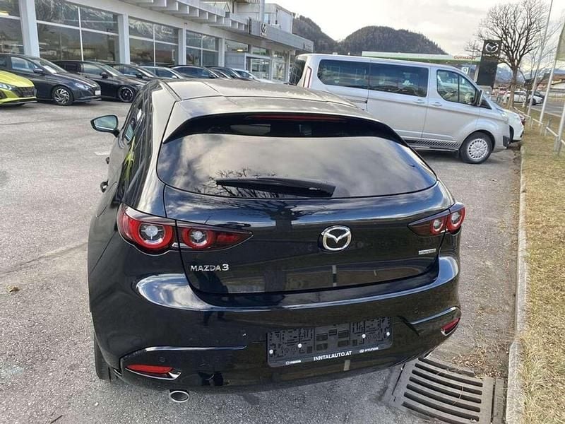 Neu Mazda 3 Center-Line 140 PS (102 kW) 2025 Schwarz Limousine