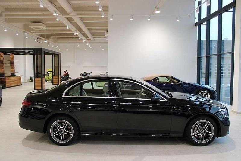 Gebraucht Mercedes E300 194 PS (142 kW) 2020 Schwarz Limousine