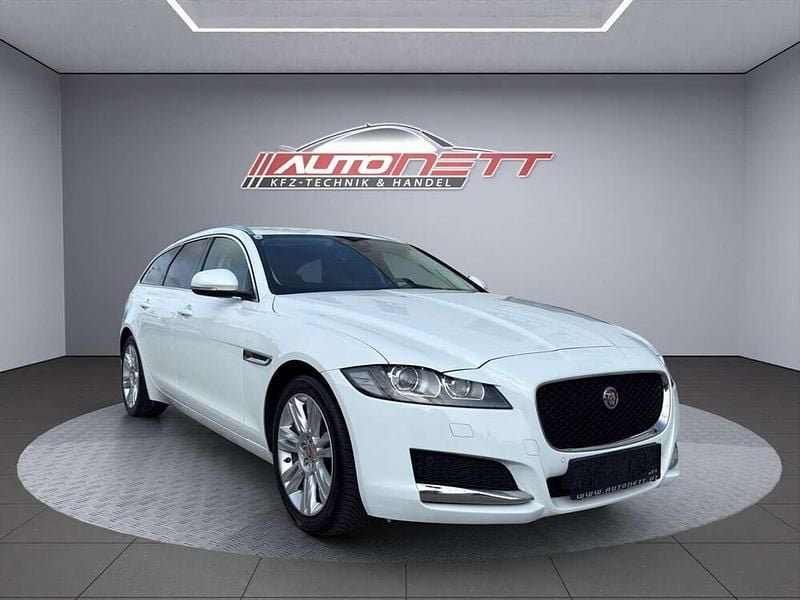 Weiß Gebraucht 2018 Jaguar XF Sportbrake Prestige Kombi | € 21.999 - Bild 1/4