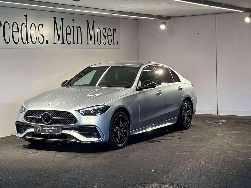 Neu Mercedes C300 AMG line 197 PS (144 kW) 2025 Silber Limousine