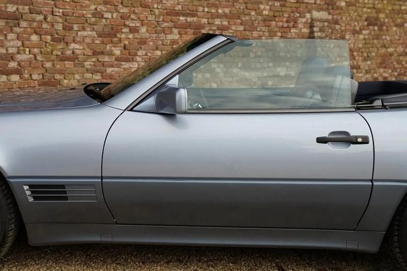 Gebraucht Mercedes SL300 190 PS (139 kW) 1991 Blau Cabrio
