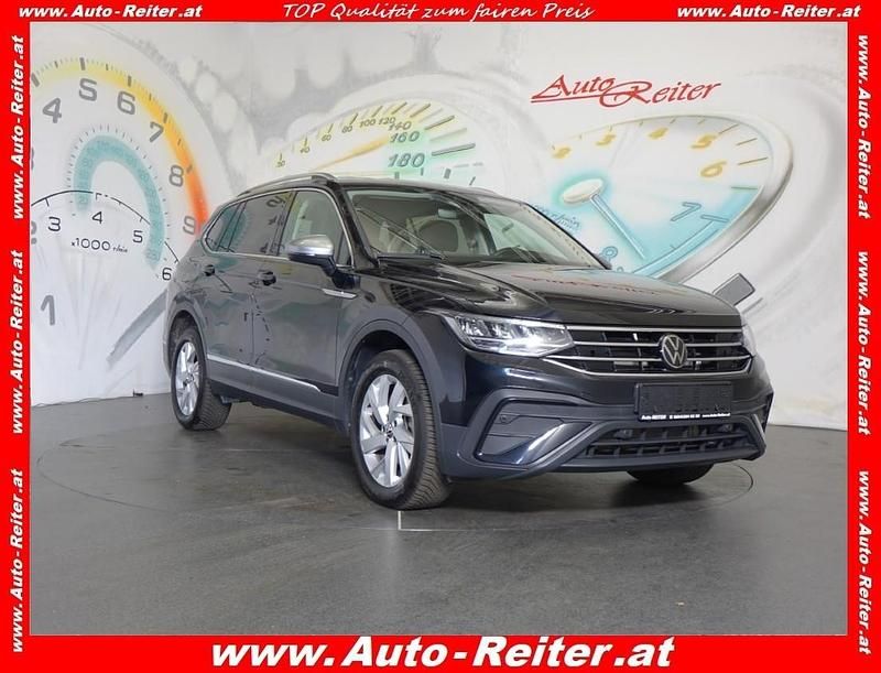 Deep black perleffekt Gebraucht 2024 VW Tiguan Life SUV | € 42.990 (Etwas zu teuer) - Bild 1/3