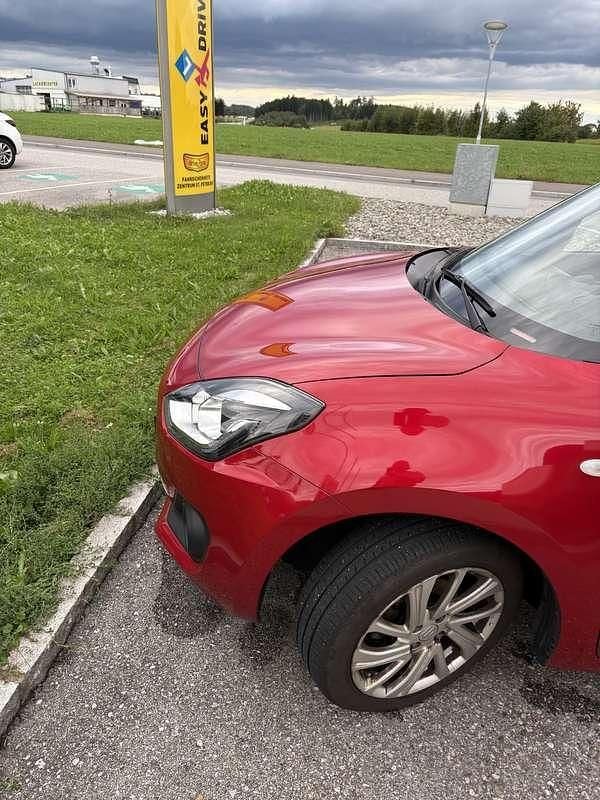 Gebraucht Suzuki Swift Comfort 83 PS (61 kW) 2023 Limousine