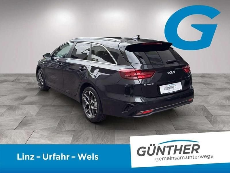 Neu Kia Ceed Sportswagon Silver 100 PS (73 kW) 2025 Schwarz Kombi