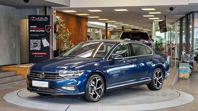 Gebraucht VW Passat Elegance 190 PS (139 kW) 2019 Blau Limousine