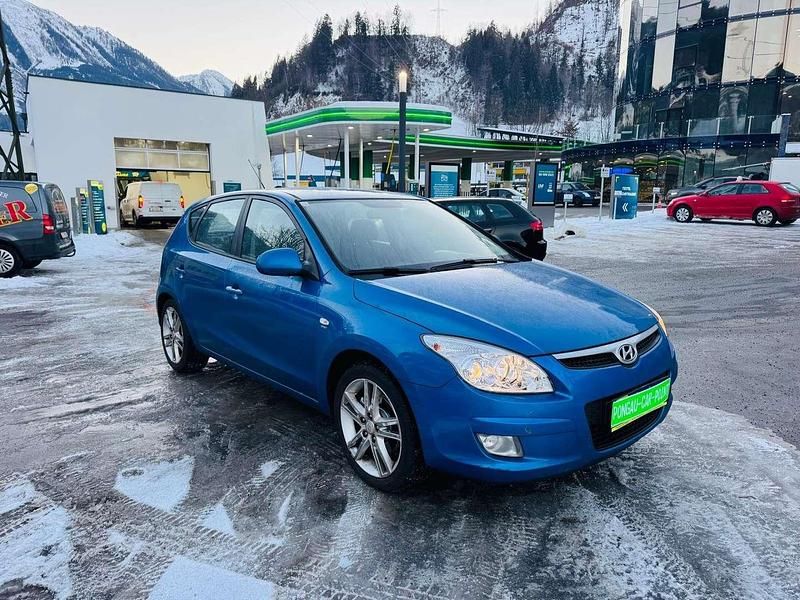 Gebraucht Hyundai i30 Style 114 PS (83 kW) 2007 Blau Limousine