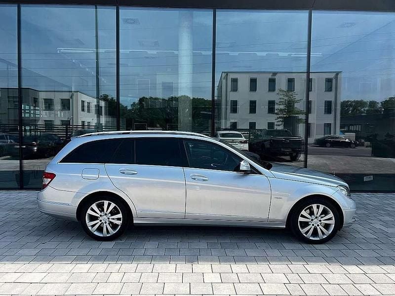 Gebraucht Mercedes C320 Elegance 224 PS (164 kW) 2008 Silber Kombi
