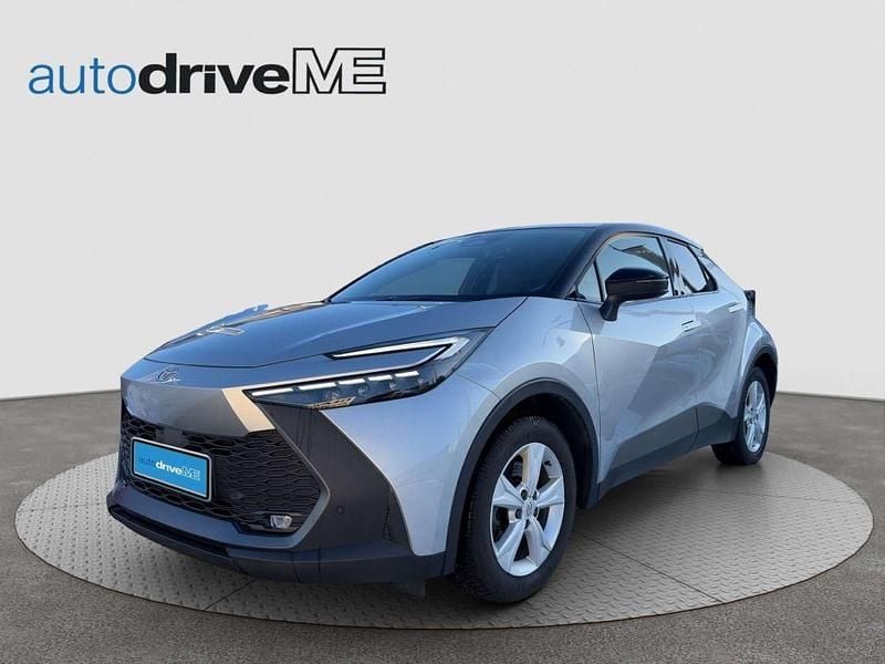 Gebraucht Toyota C-HR Active 152 PS (111 kW) 2024 Silber SUV