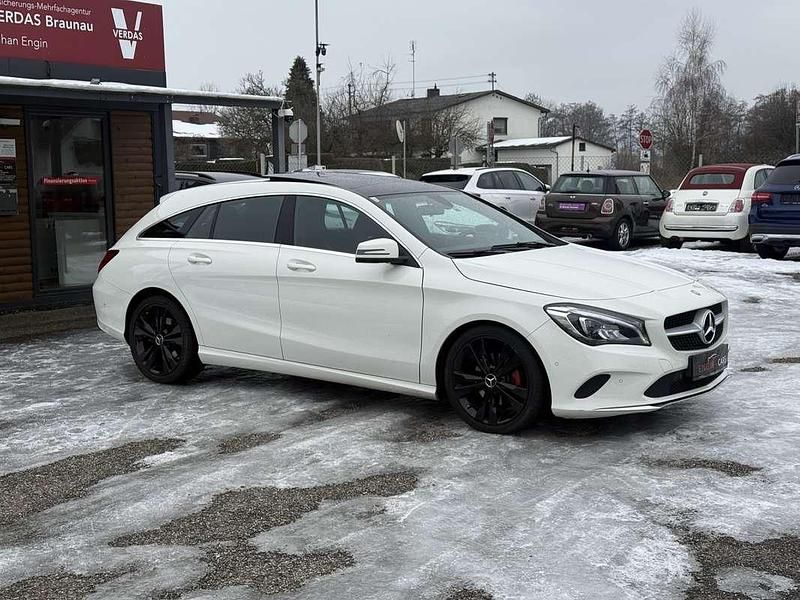 Gebraucht Mercedes CLA200 Shooting Brake 136 PS (100 kW) 2016 Weiß Kombi