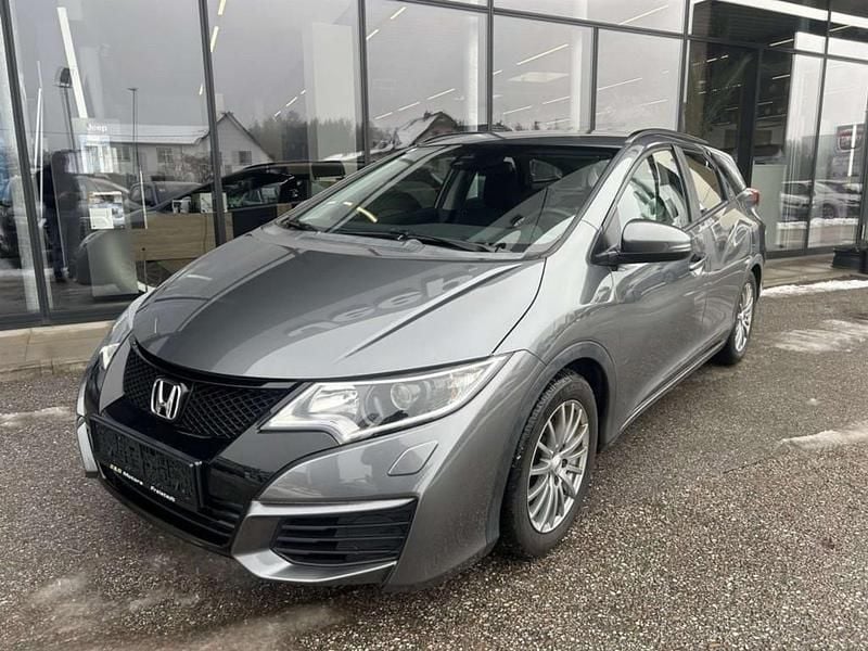 Grau Gebraucht 2016 Honda Civic Comfort Kombi | € 10.490 (Fairer Preis) - Bild 1/4