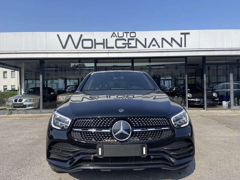 Gebraucht Mercedes GLC220 AMG line 194 PS (142 kW) 2021 Schwarz Coupé