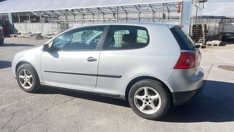 Gebraucht VW Golf IV 75 PS (55 kW) 2004 Silber Limousine