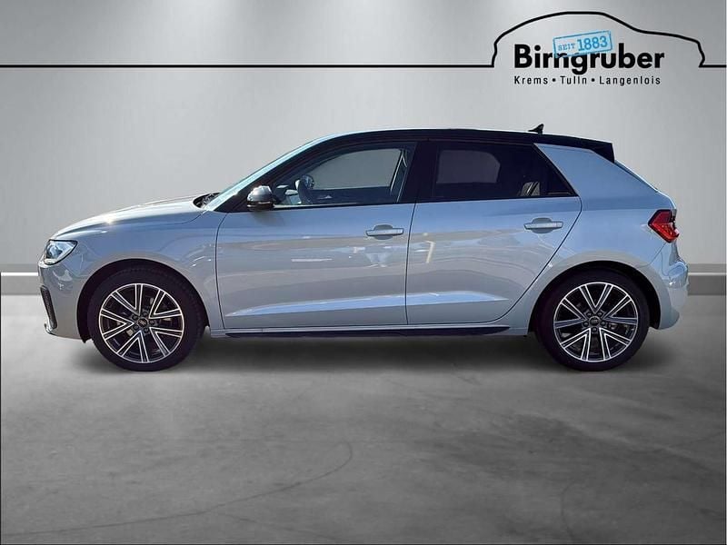 Neu Audi A1 Design 116 PS (85 kW) 2025 Silber Limousine