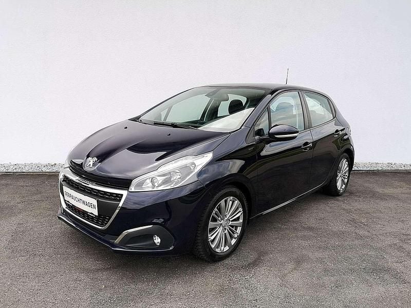 Blau Gebraucht 2019 Peugeot 208 Signature Sky Kleinwagen | € 9.390 (Guter Preis) - Bild 1/4