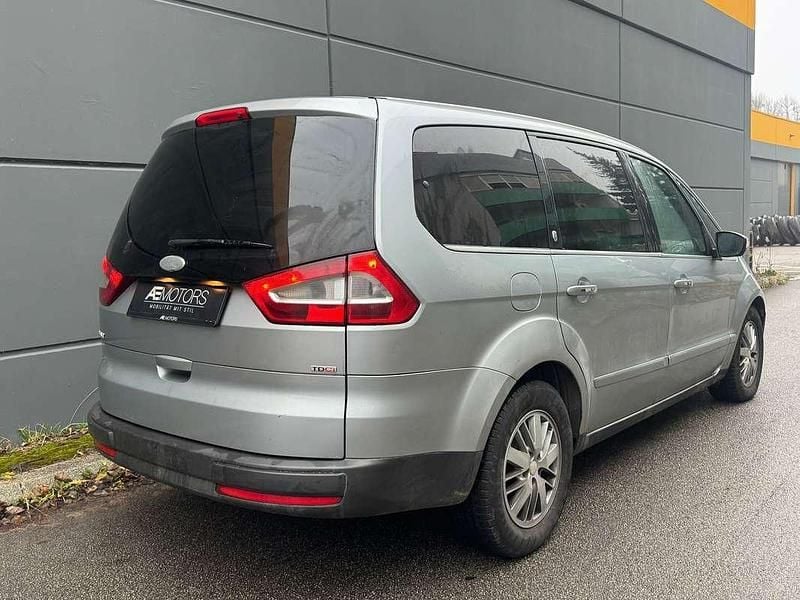 Gebraucht Ford Galaxy 140 PS (102 kW) 2007 Grau Van / Kleinbus