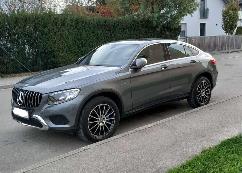 Gebraucht Mercedes GLC350 Exclusive 320 PS (235 kW) 2017 Grau Coupé