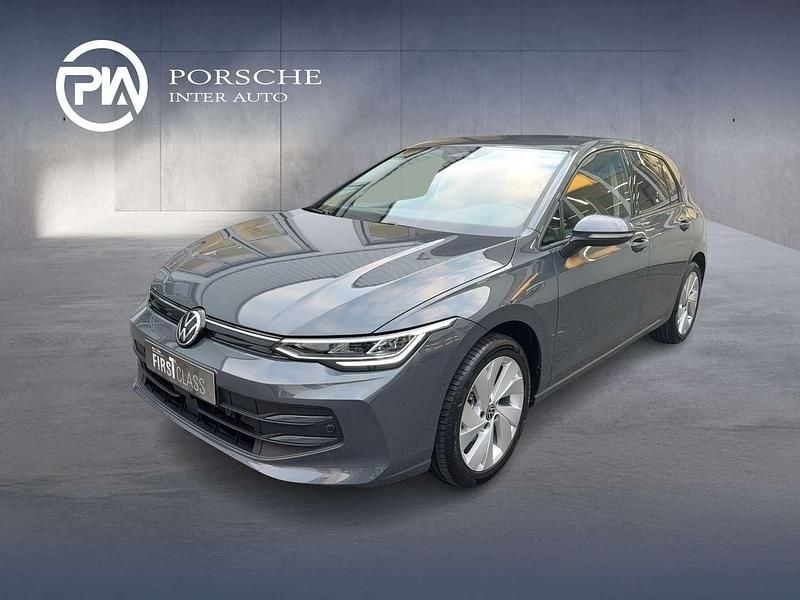 Neu VW Golf VIII 116 PS (85 kW) 2025 Grau Limousine