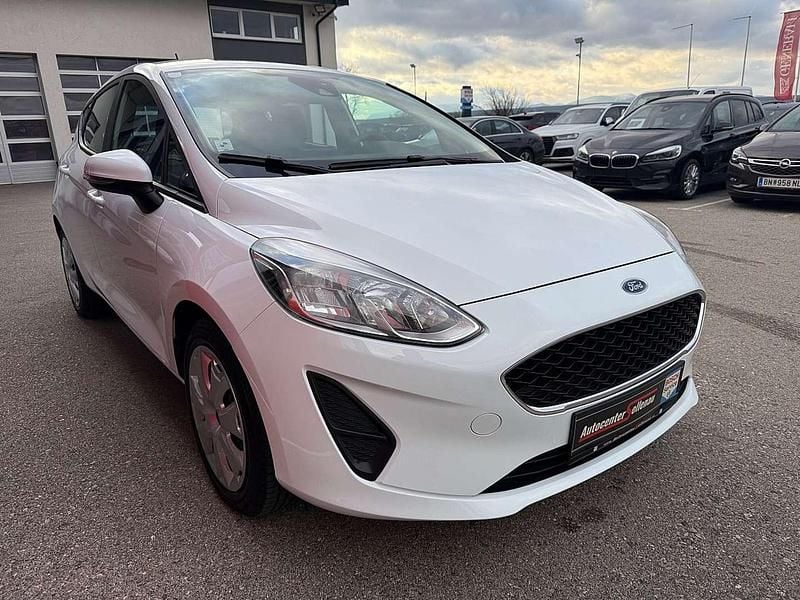 Gebraucht Ford Fiesta Cool & Connect 75 PS (55 kW) 2020 Weiß Limousine