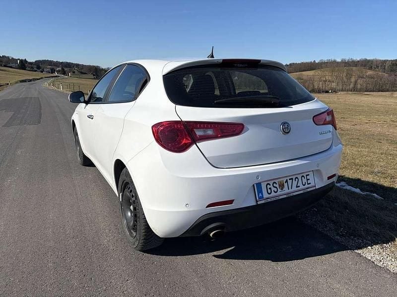 Gebraucht Alfa Romeo Giulietta Super 120 PS (88 kW) 2017 Kleinwagen