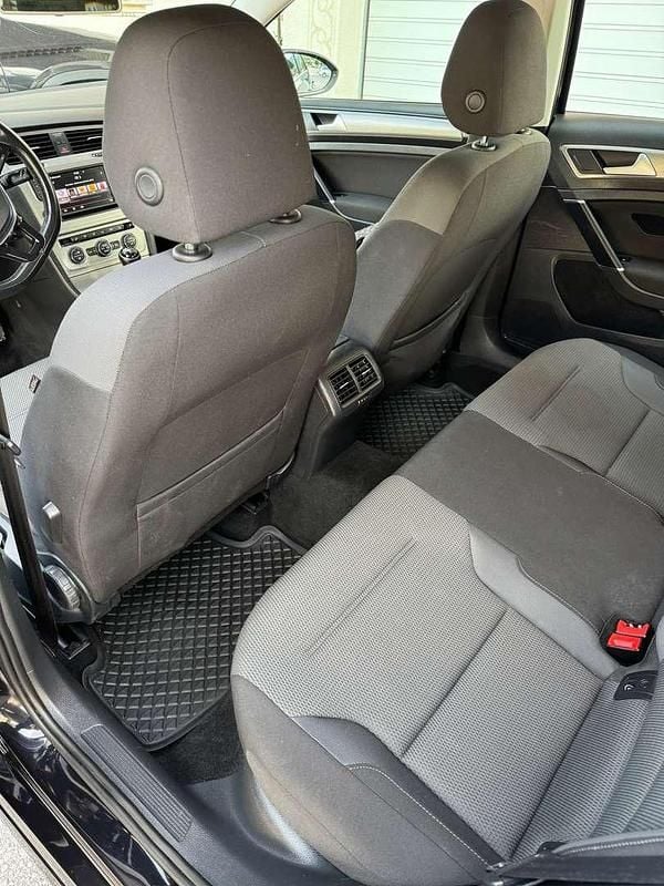 Gebraucht VW Golf VII 110 PS (80 kW) 2016 Schwarz Limousine