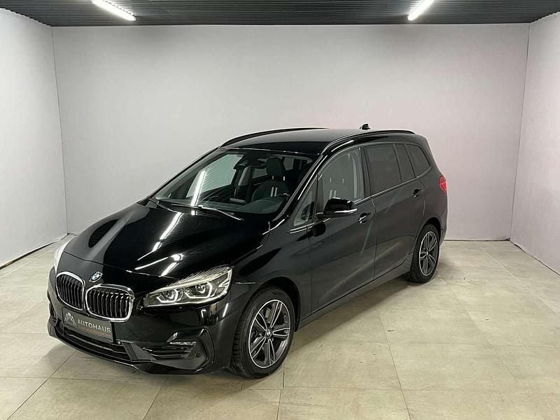Gebraucht BMW 218 Gran Tourer Sport Line 150 PS (110 kW) 2019 Schwarz Van / Kleinbus