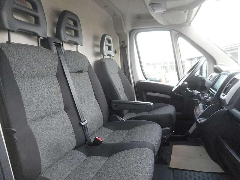 Gebraucht Fiat Ducato 140 PS (102 kW) 2021 Weiß Van