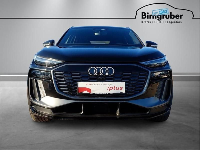 Gebraucht Audi Q6 e-tron Ambiente 284 kW (387 PS) 2025 Schwarz  metallicperleffektno SUV