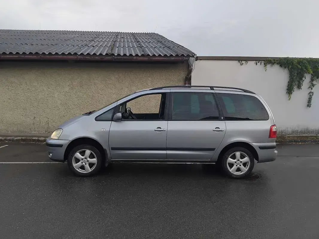 Gebraucht Ford Galaxy Ghia 116 PS (2004) in Auersthal, AT - € 2.500 ...
