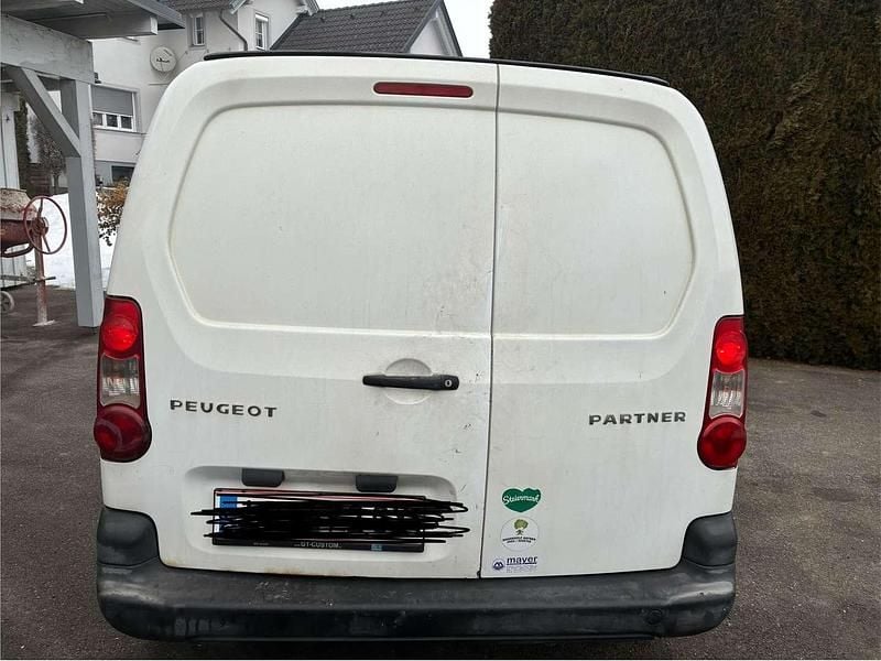 Gebraucht Peugeot Partner 69 PS (50 kW) 2012 Van / Kleinbus