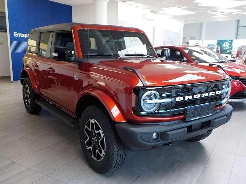 Gebraucht Ford Bronco Outer Banks 334 PS (245 kW) 2025 Rot SUV