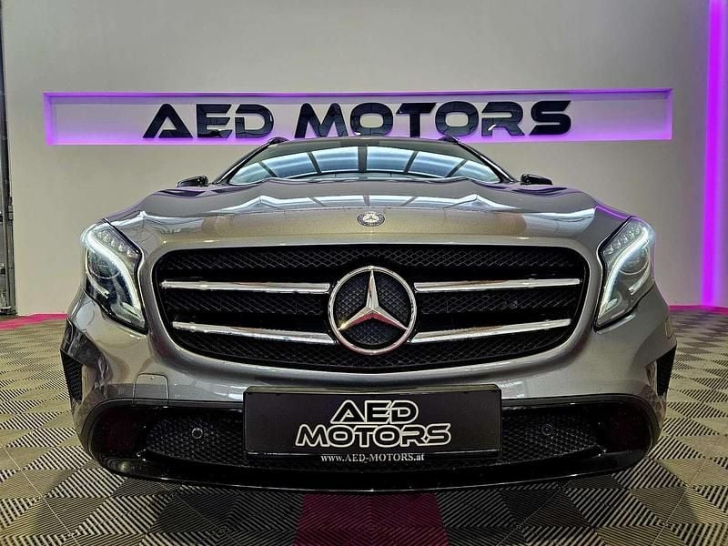 Gebraucht Mercedes GLA220 170 PS (125 kW) 2014 Grau SUV