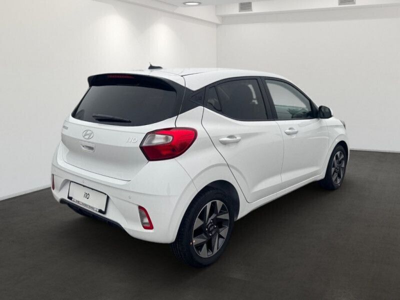 Gebraucht Hyundai i10 GO! 63 PS (46 kW) 2023 Atlas white Kleinwagen