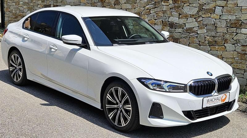 Weiß Gebraucht 2024 BMW 318 Limousine | € 36.990 (Guter Preis) - Bild 1/4