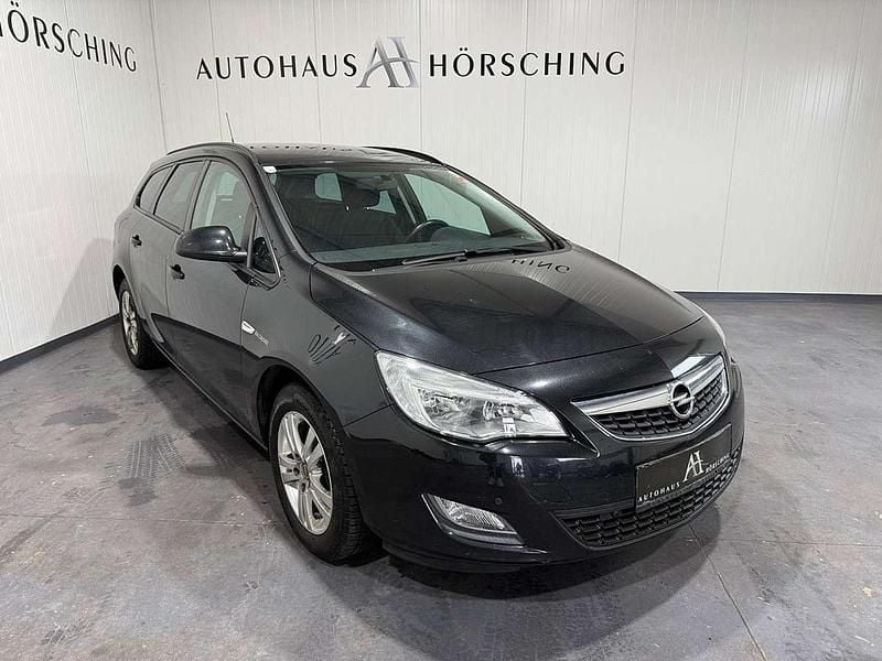 Schwarz Gebraucht 2012 Opel Astra Sport Kombi | € 6.999 (Teuer) - Bild 1/4
