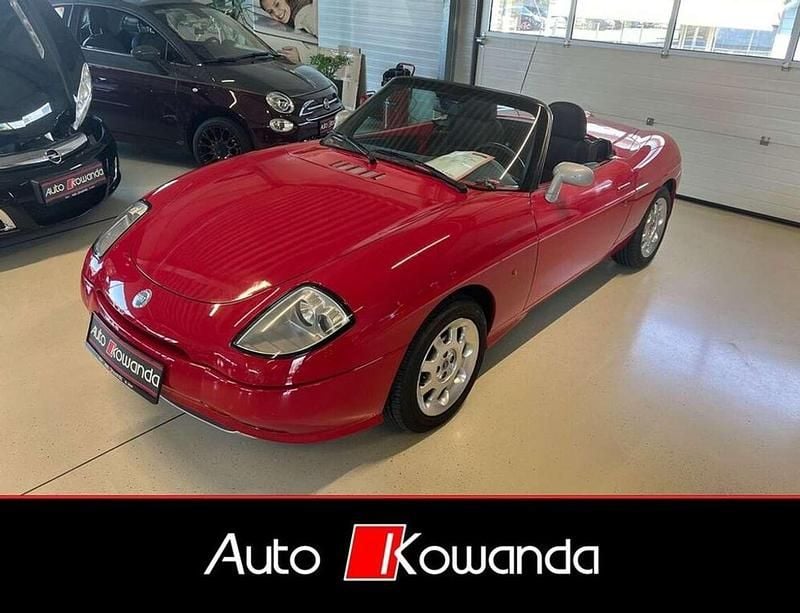 Rot Gebraucht 2002 Fiat Barchetta Cabrio | € 10.900 - Bild 1/4