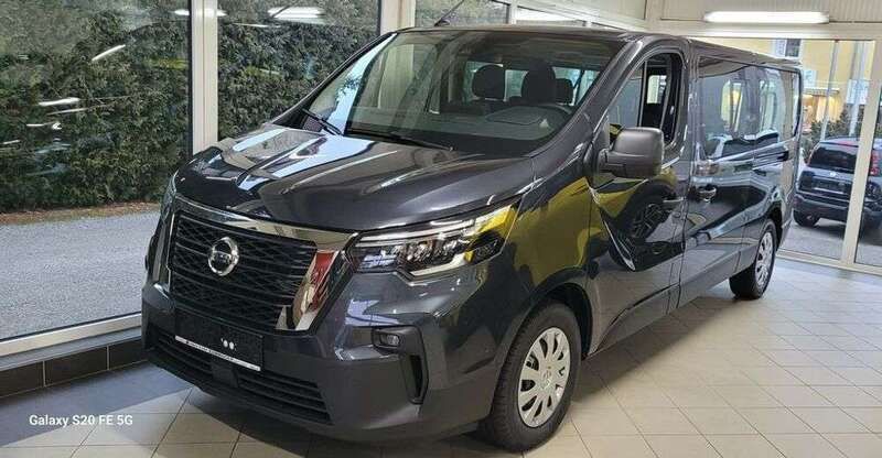 Grau Gebraucht 2024 Nissan Primastar N-Connecta Van / Kleinbus | € 47.900 - Bild 1/4