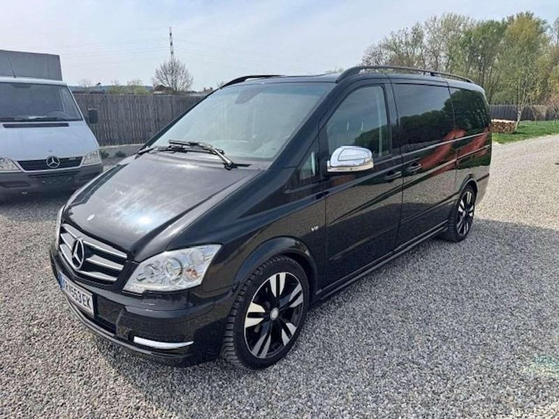 Schwarz Gebraucht 2013 Mercedes Viano Avantgarde Van / Kleinbus | € 18.900 - Bild 1/4